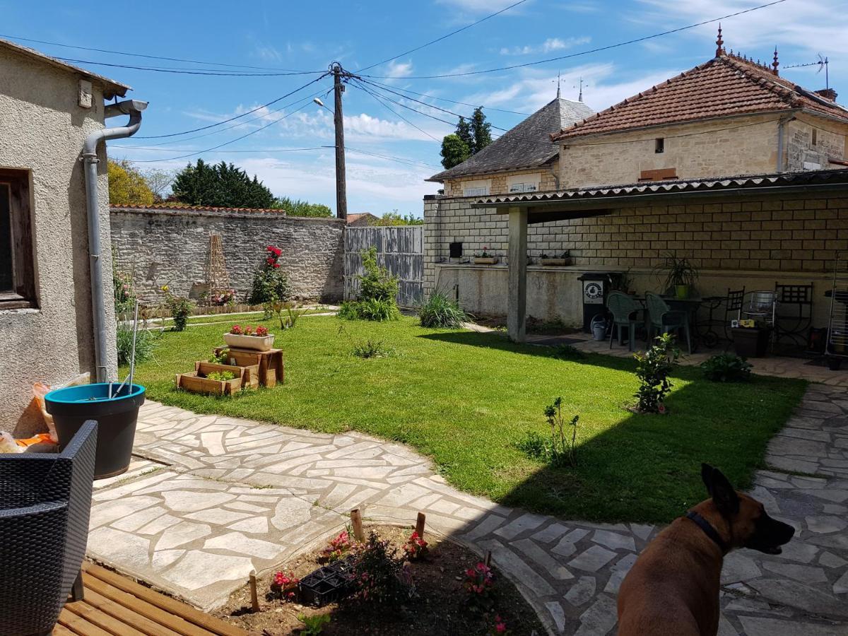 La Cabirotte Bed and Breakfast Nanclars Exteriör bild